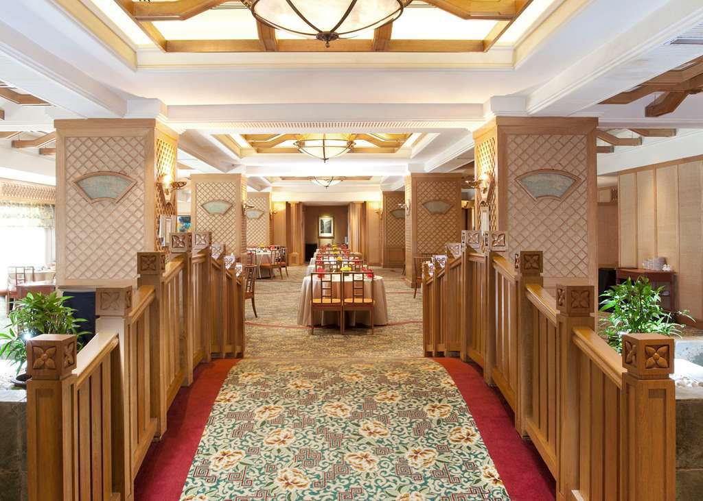 Dorsett Grand Subang Hotel Subang Jaya Restaurant foto